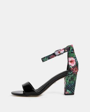 Zeleno-černé květované sandálky Tamaris