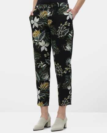 Černé zkrácené květované kalhoty Dorothy Perkins